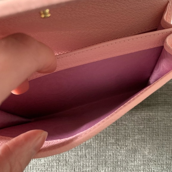 Authentic Gucci Canvas Wallet - Picture 14 of 16